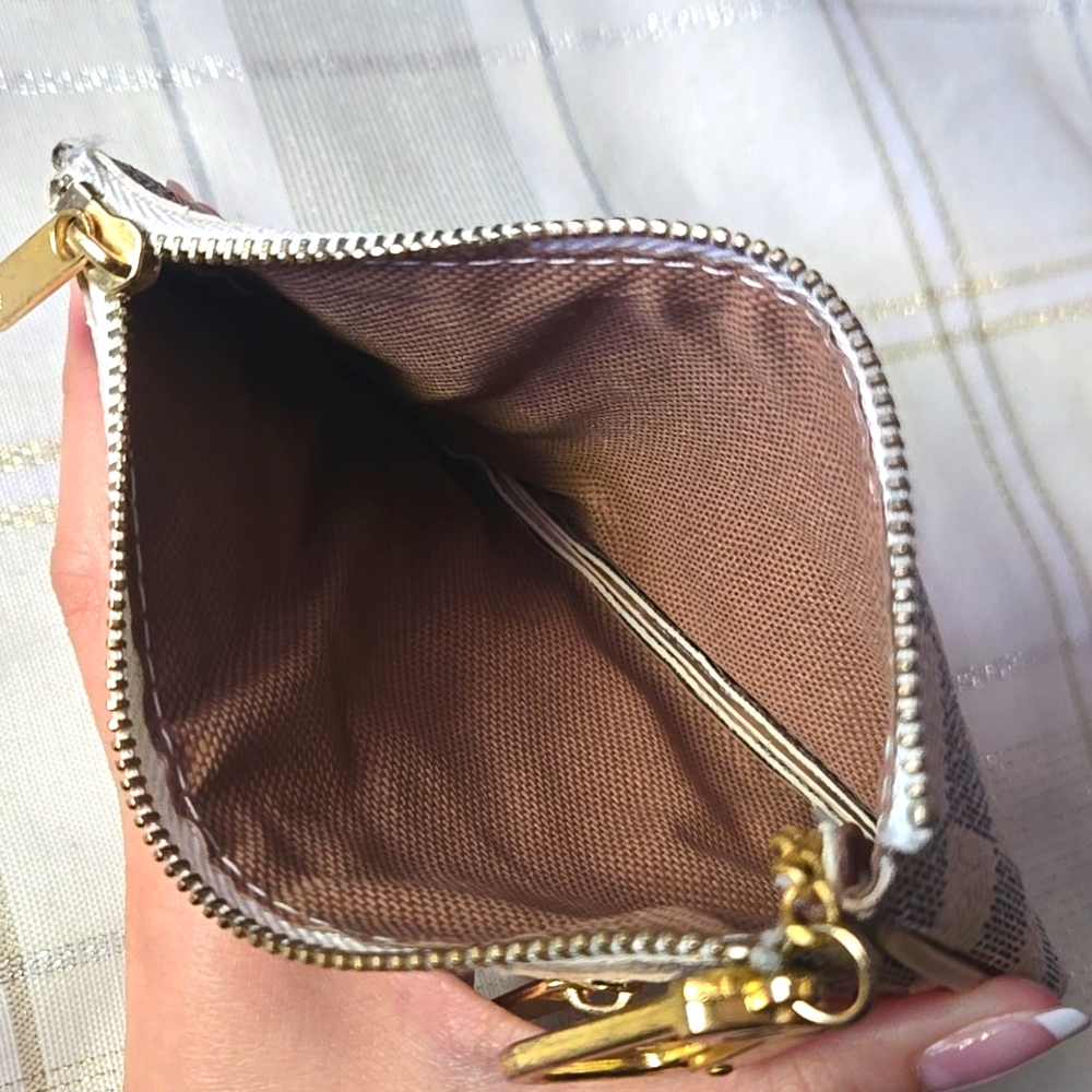 White & Grey Damier Azur Checkered Key Pouch - Picture 7 of 15